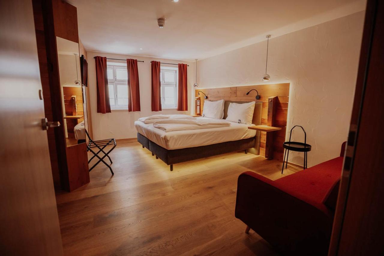 Altstadtmittehotel Sonne Dinkelsbühl Dış mekan fotoğraf